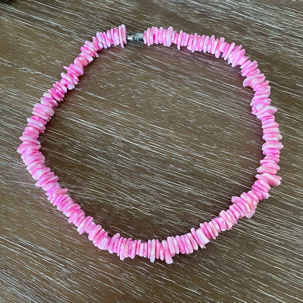 Choker necklace